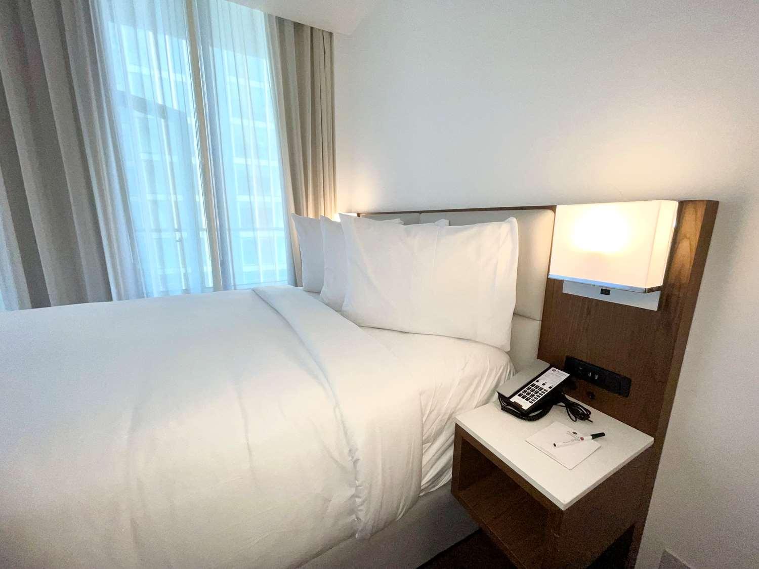 Best Western Premier Empire State Hotel New York Bagian luar foto