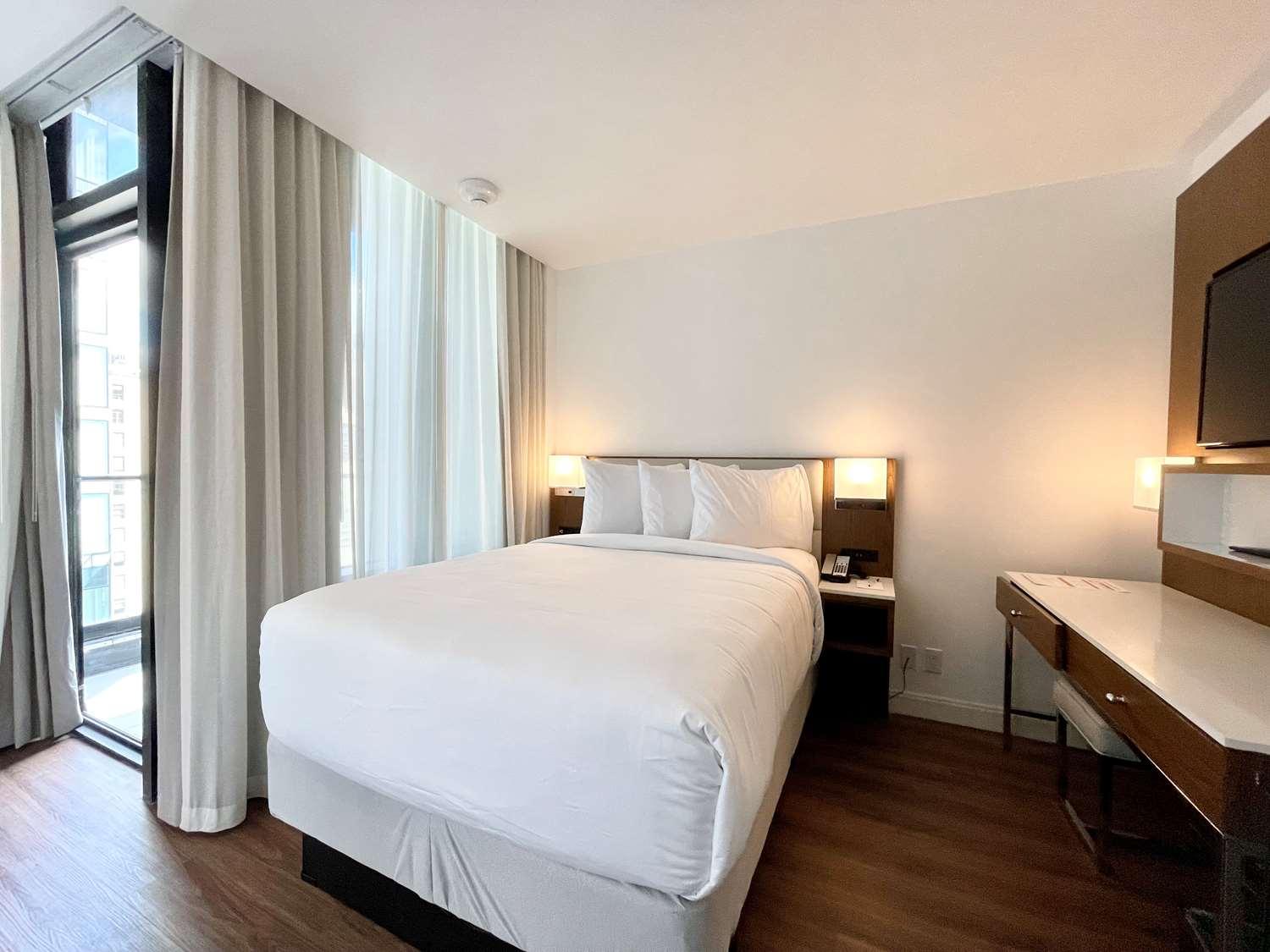Best Western Premier Empire State Hotel New York Bagian luar foto